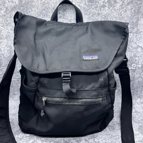 Patagonia® 
Vertical Mass bag - Picture 2 of 10